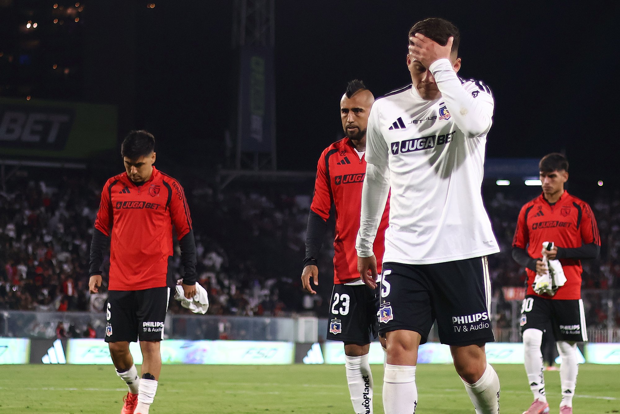 Palestino amargó la fiesta alba en sus 101 años